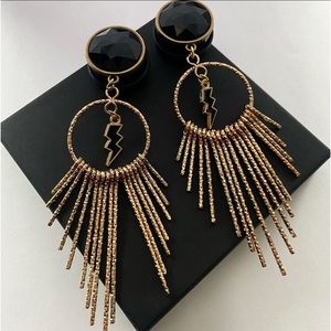 NWT Lighting bolts dangle plugs gauges earrings.
